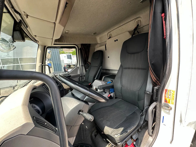 Camión frigorífico DAF LF 260 4x2 Lamberet Carrier Supra 850 / Laadklep / Apk *TOP*: foto 16