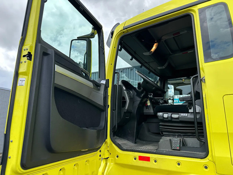 Camión volquete MAN TGX 26.480 6x4 Tipper / Big Axle / Euro 5 / *Only 262 Tkm*: foto 14