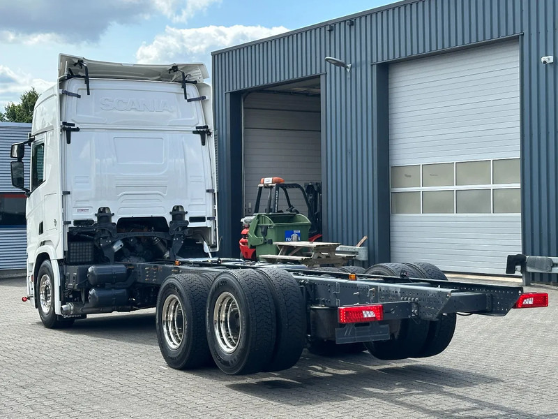 Scania R660 V8 6x4 Chassis with Lift-Axle / Retarder / 445 Tkm / Wb 4.75 / Full Air! - Camión chasis: foto 5 Scania R660 V8 6x4 Chassis with Lift-Axle / Retarder / 445 Tkm / Wb 4.75 / Full Air! - Camión chasis: foto 5