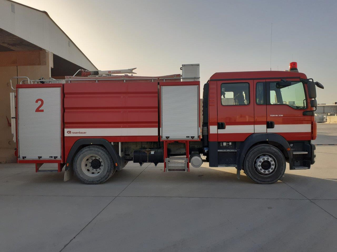 Rosenbauer MAN Mustang TLF 6500/500 - Camión de bomberos: foto 3 Rosenbauer MAN Mustang TLF 6500/500 - Camión de bomberos: foto 3