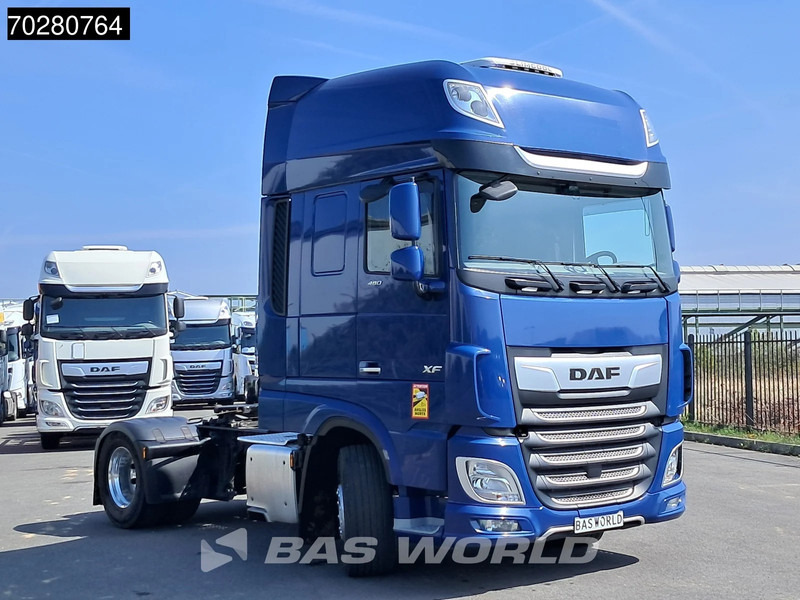 DAF XF 480 4X2 SSC Retarder PTO Standklima Alcoa's Navi ACC LED - Cabeza tractora: foto 3 DAF XF 480 4X2 SSC Retarder PTO Standklima Alcoa's Navi ACC LED - Cabeza tractora: foto 3