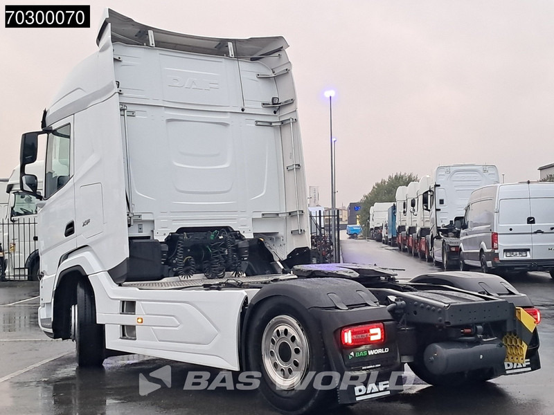 DAF XF 4X2 Retarder 2xTanks ACC LED Euro 6 - Cabeza tractora: foto 3 DAF XF 4X2 Retarder 2xTanks ACC LED Euro 6 - Cabeza tractora: foto 3