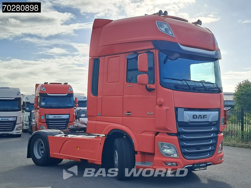 DAF XF 530 4X2 SSC Retarder 2x Tanks Standklima Navi ACC LED - Cabeza tractora: foto 3 DAF XF 530 4X2 SSC Retarder 2x Tanks Standklima Navi ACC LED - Cabeza tractora: foto 3