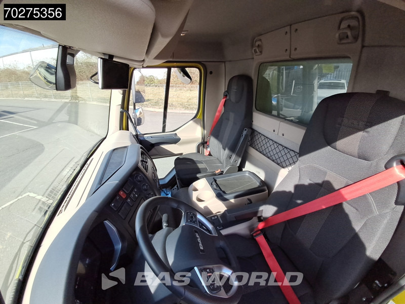 Camión lona nuevo DAF XB 260 4X2 2024 registration 16tons Automatic Ladebordwand ACC Euro 6: foto 16