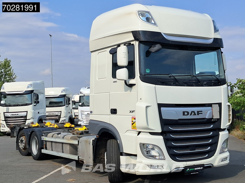 DAF XF 480 6X2 BDF 2xTanks Lift+lenkasche Automatic Retarder ACC Euro 6 - Camión portacontenedore/ Intercambiable: foto 3 DAF XF 480 6X2 BDF 2xTanks Lift+lenkasche Automatic Retarder ACC Euro 6 - Camión portacontenedore/ Intercambiable: foto 3