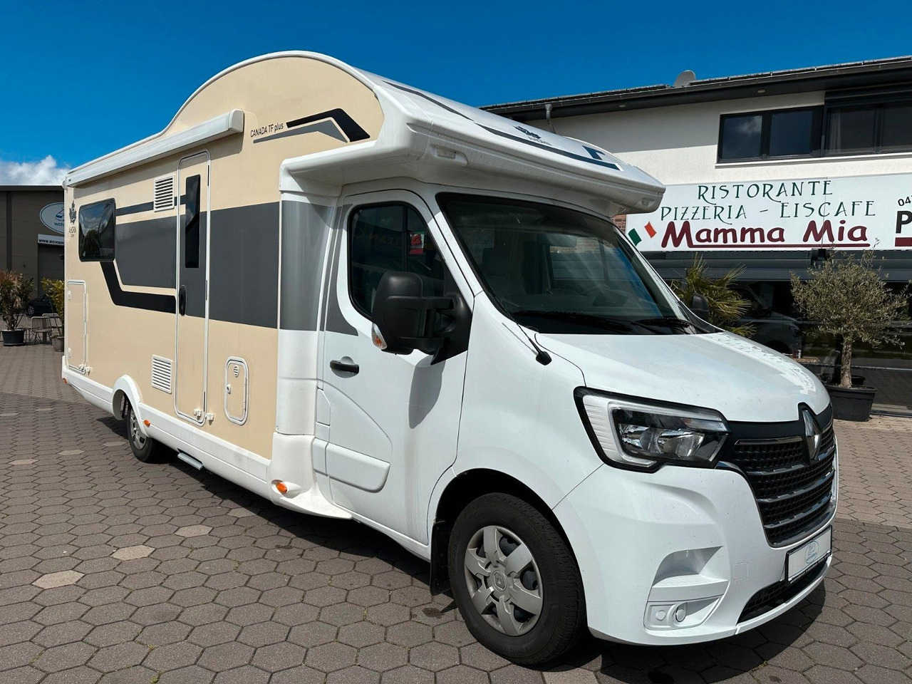 Ahorn Canada TF Plus /1. Hand / Einzelbetten / Hubbett - Autocaravana perfilada: foto 1 Ahorn Canada TF Plus /1. Hand / Einzelbetten / Hubbett - Autocaravana perfilada: foto 1