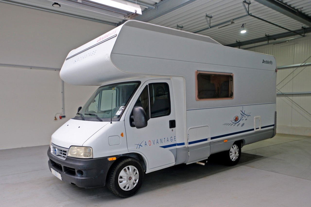 Dethleffs A5881 HG Advantage/Etagenbetten/Markise/Garage - Autocaravana capuchina: foto 2 Dethleffs A5881 HG Advantage/Etagenbetten/Markise/Garage - Autocaravana capuchina: foto 2