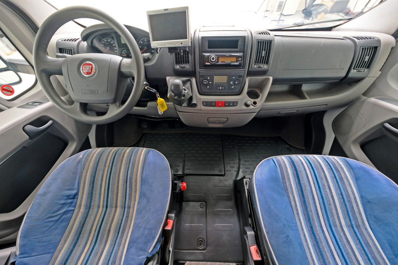 Dethleffs Globe R A 588/Etagenbetten/Klima/PREISGARANTIE - Autocaravana capuchina: foto 5 Dethleffs Globe R A 588/Etagenbetten/Klima/PREISGARANTIE - Autocaravana capuchina: foto 5