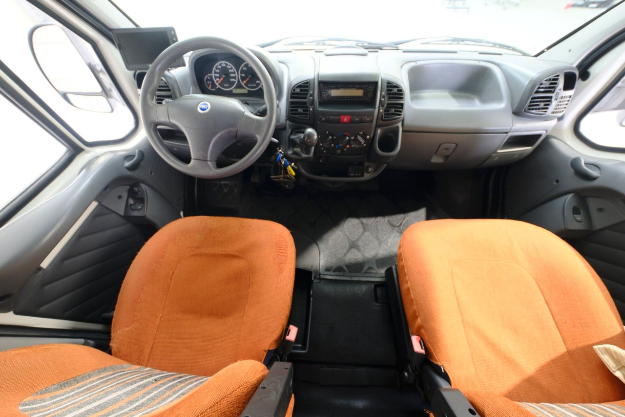 Eura Mobil A 600 HS/Rundsitzgruppe/Markise/dop.Boden/DPF - Autocaravana capuchina: foto 5 Eura Mobil A 600 HS/Rundsitzgruppe/Markise/dop.Boden/DPF - Autocaravana capuchina: foto 5