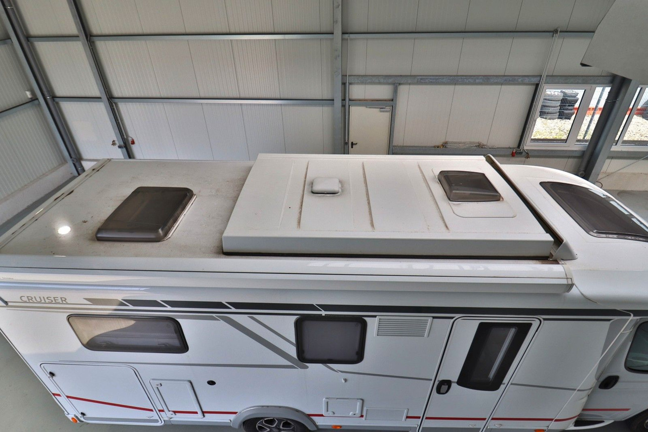 LMC Cruiser 732G/Automatik/Einzelbetten+Aufstelldach - Autocaravana perfilada: foto 4 LMC Cruiser 732G/Automatik/Einzelbetten+Aufstelldach - Autocaravana perfilada: foto 4