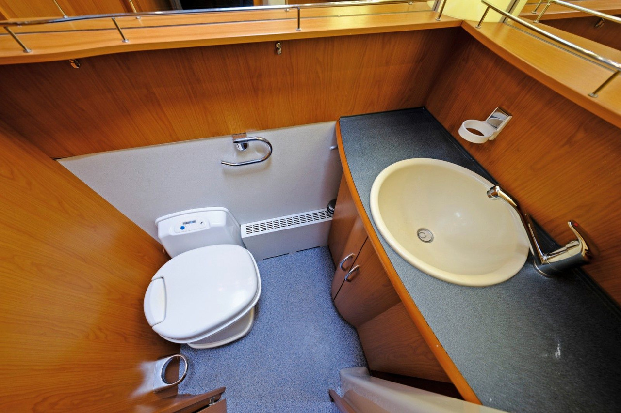 Autocaravana integral Niesmann + Bischoff Flair I 6700TA/Festbett+Hubbett/Klima/Garage: foto 15