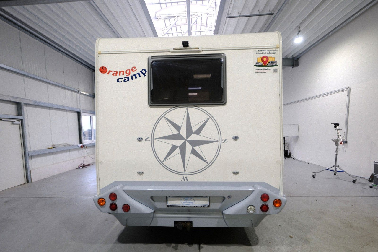Orangecamp A 700 G/Festbett/Garage/Klima/Solar/Markise - Autocaravana capuchina: foto 5 Orangecamp A 700 G/Festbett/Garage/Klima/Solar/Markise - Autocaravana capuchina: foto 5