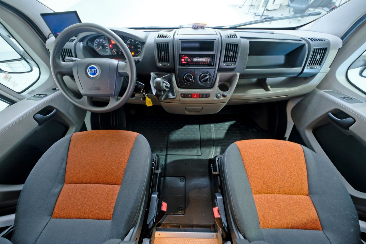 Pilote Aventura A 710/Etagenbetten/Klima/Markise/Finanz - Autocaravana capuchina: foto 4 Pilote Aventura A 710/Etagenbetten/Klima/Markise/Finanz - Autocaravana capuchina: foto 4