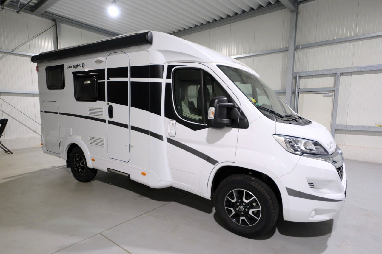 Sunlight V 60 Adventure Edition/Festbett/Garage/Klima/TOP - Autocaravana perfilada: foto 2 Sunlight V 60 Adventure Edition/Festbett/Garage/Klima/TOP - Autocaravana perfilada: foto 2