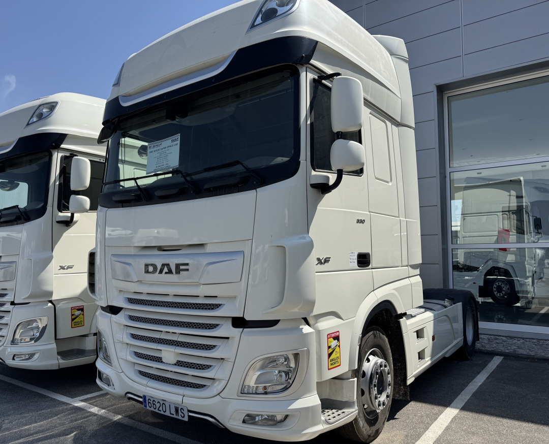 DAF XF 530 - Cabeza tractora: foto 1 DAF XF 530 - Cabeza tractora: foto 1