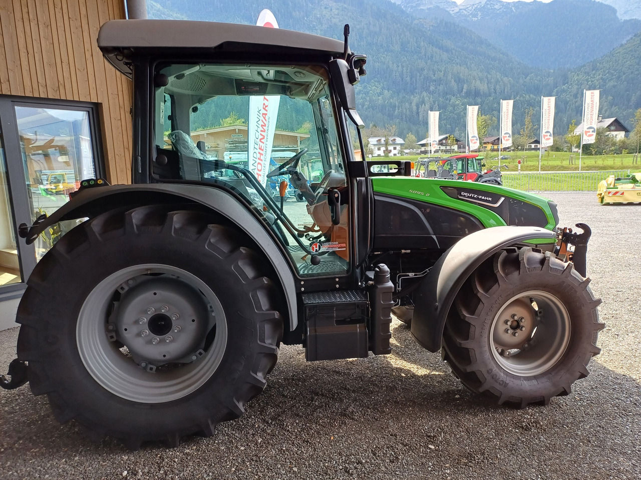 Deutz Fahr 5095 D Premium Stage V (20573) - Tractor: foto 4 Deutz Fahr 5095 D Premium Stage V (20573) - Tractor: foto 4