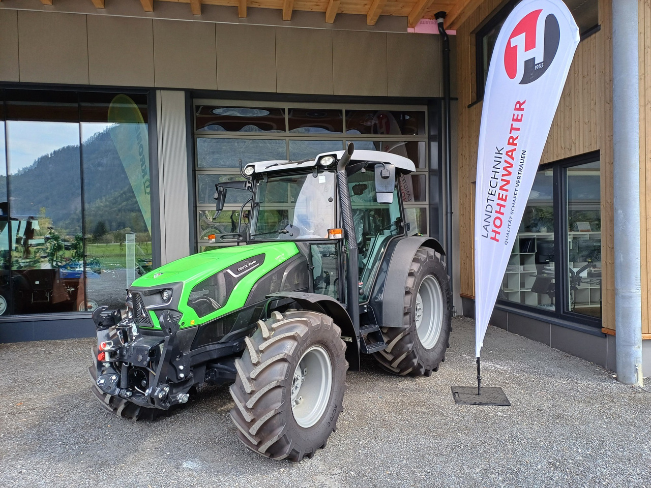 Deutz Fahr 5095 D Premium Stage V (20573) - Tractor: foto 1 Deutz Fahr 5095 D Premium Stage V (20573) - Tractor: foto 1