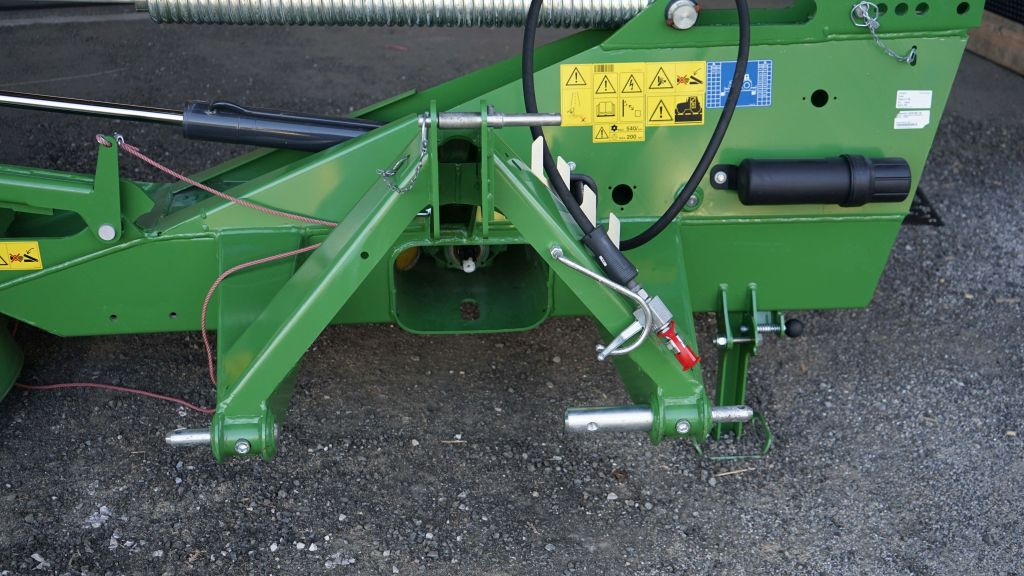 Krone EasyCut R 320 (20705) - Segadora: foto 2 Krone EasyCut R 320 (20705) - Segadora: foto 2