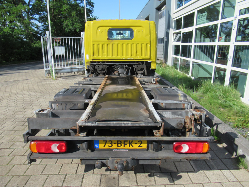 Renault Maxity 2.5DCi 107KW Chassis Twist Lock AIRCO - Furgoneta: foto 4 Renault Maxity 2.5DCi 107KW Chassis Twist Lock AIRCO - Furgoneta: foto 4