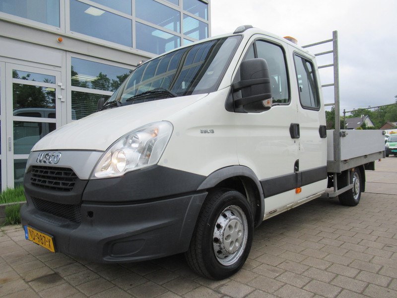 Iveco Daily 29L13 2.3HPi 93KW 345 DOKA Dubbelcabine - Furgoneta caja abierta, Furgoneta combi: foto 5 Iveco Daily 29L13 2.3HPi 93KW 345 DOKA Dubbelcabine - Furgoneta caja abierta, Furgoneta combi: foto 5