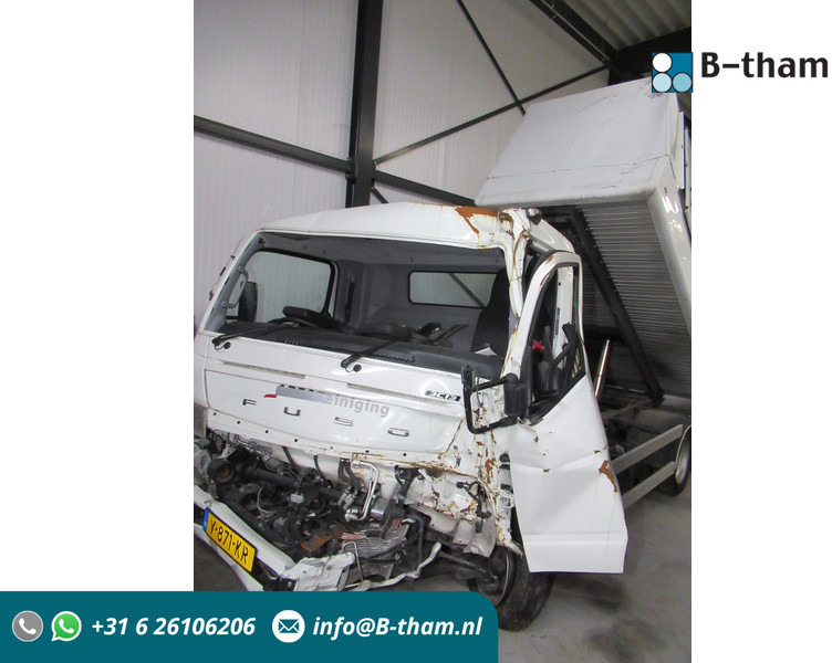 Mitsubishi Canter FUSO 3C13 3.0 DI 280 Zijlader - Furgoneta basculante: foto 1 Mitsubishi Canter FUSO 3C13 3.0 DI 280 Zijlader - Furgoneta basculante: foto 1