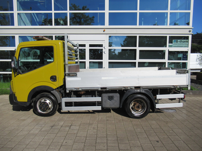 Renault Maxity 2.5DCi 107KW Airco Open laadbak Twist Lock - Furgoneta caja abierta: foto 2 Renault Maxity 2.5DCi 107KW Airco Open laadbak Twist Lock - Furgoneta caja abierta: foto 2
