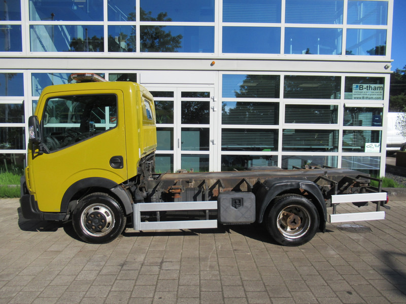 Renault Maxity 2.5DCi 107KW Airco Open laadbak Twist Lock - Furgoneta caja abierta: foto 4 Renault Maxity 2.5DCi 107KW Airco Open laadbak Twist Lock - Furgoneta caja abierta: foto 4