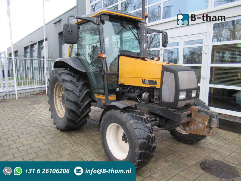 Valtra 700 4x2 VALMET - Tractor: foto 1 Valtra 700 4x2 VALMET - Tractor: foto 1