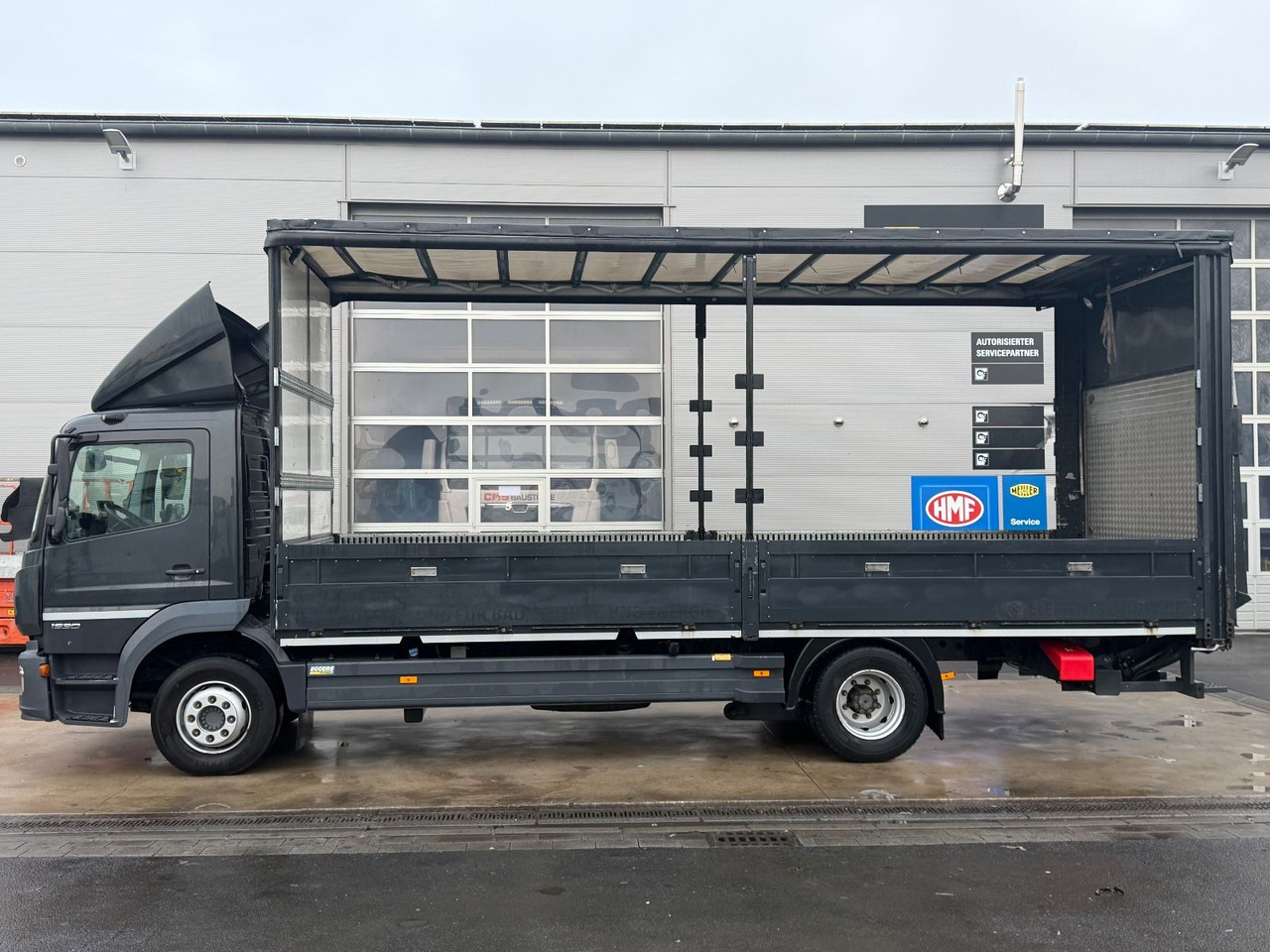 Camión lona Mercedes-Benz Atego 1530 Pritsche/Plane, Palfinger Lbw, Edscha: foto 6 Camión lona Mercedes-Benz Atego 1530 Pritsche/Plane, Palfinger Lbw, Edscha: foto 6
