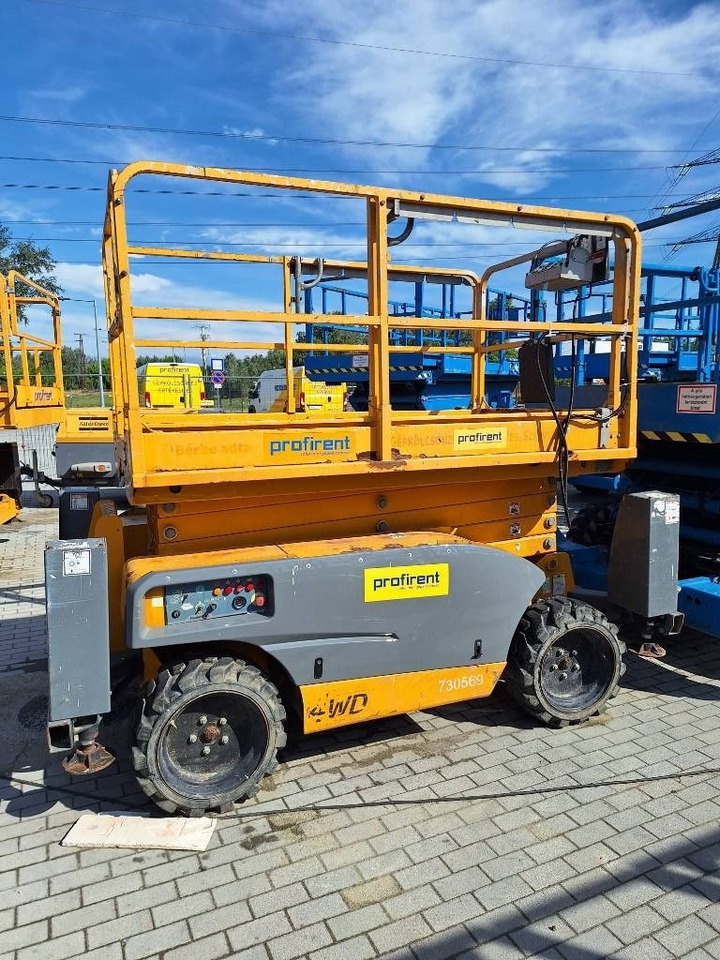 Haulotte Compact 12 DX - Plataforma de tijeras: foto 2 Haulotte Compact 12 DX - Plataforma de tijeras: foto 2