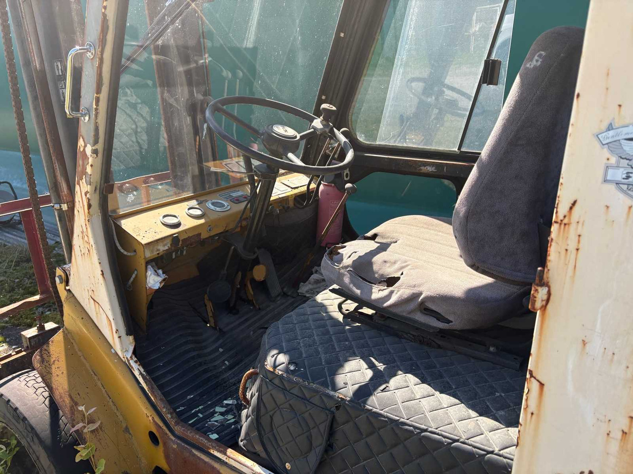 Carretilla elevadora de gas Gas forklift TCM F G25N4 for refurbishment/spare parts: foto 7