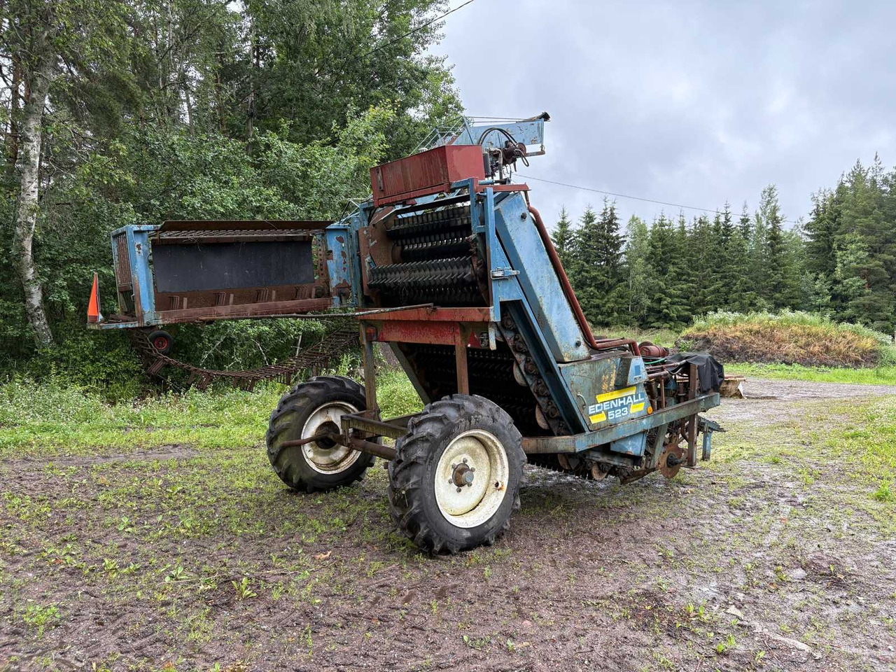 Sugar beet lifting machine Edenhall 523 - Equipo poscosecha: foto 1 Sugar beet lifting machine Edenhall 523 - Equipo poscosecha: foto 1