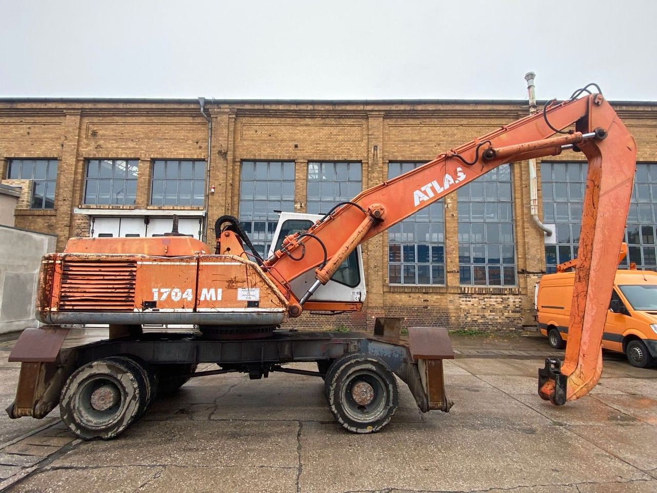 Atlas 1704 MI mit Greifer Umschlagbagger Lang - Excavadora de ruedas: foto 2 Atlas 1704 MI mit Greifer Umschlagbagger Lang - Excavadora de ruedas: foto 2