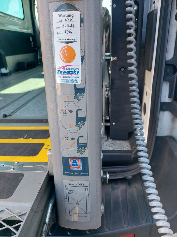 Leasing de  Ford Transit Kombi 350 L3 hoch Trend Rollstuhl Lift Ford Transit Kombi 350 L3 hoch Trend Rollstuhl Lift: foto 23