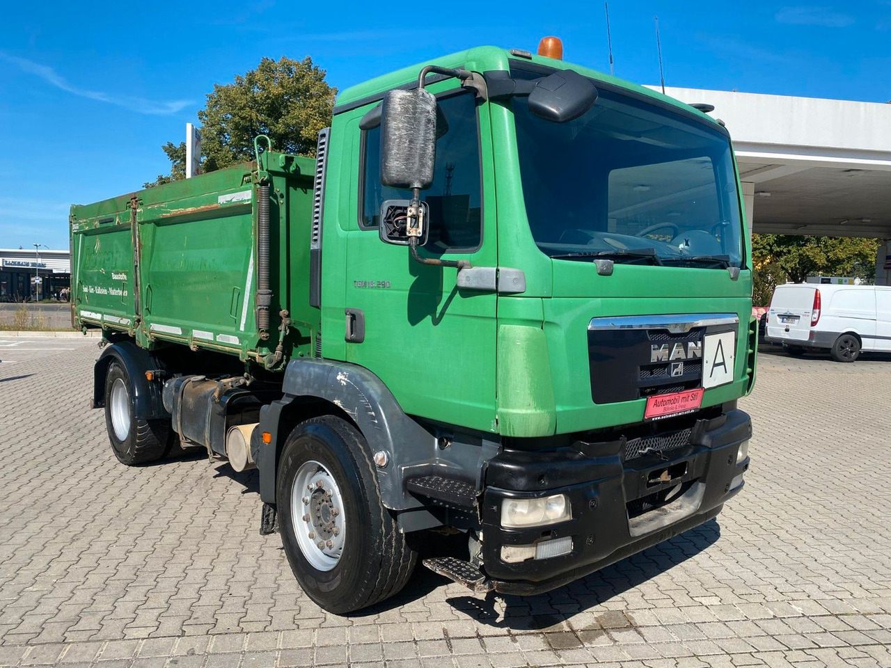 MAN TGM 18.290  4X4 ALLRAD KLIMA DREISEITENKIPPER - Camión volquete: foto 2 MAN TGM 18.290  4X4 ALLRAD KLIMA DREISEITENKIPPER - Camión volquete: foto 2