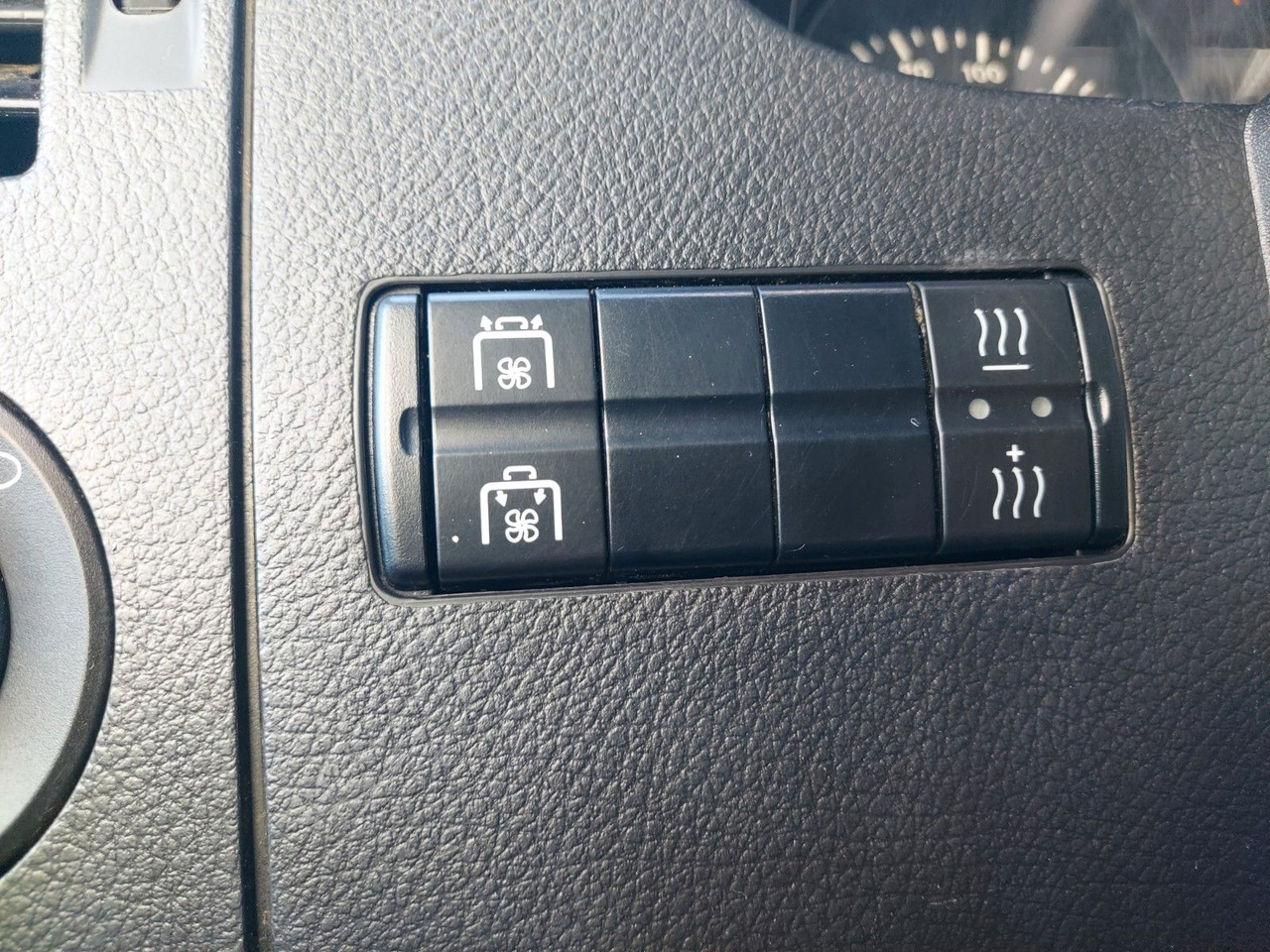 Mercedes-Benz Sprinter II Kasten 516 5T KLIMA AHK MAXI - Furgón: foto 3 Mercedes-Benz Sprinter II Kasten 516 5T KLIMA AHK MAXI - Furgón: foto 3