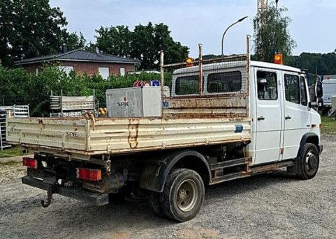Mercedes-Benz VARIO 816D DOKA MEILER DREISEITENKIPPER - Furgoneta basculante, Furgoneta combi: foto 4 Mercedes-Benz VARIO 816D DOKA MEILER DREISEITENKIPPER - Furgoneta basculante, Furgoneta combi: foto 4