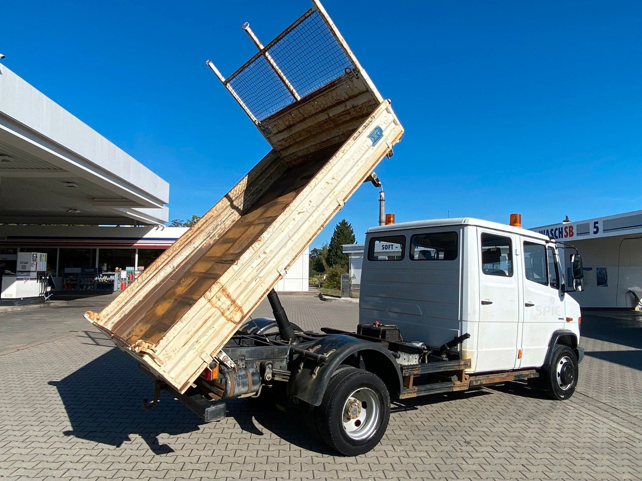 Mercedes-Benz VARIO 816D Doka 3 Seiten Kipper Meiller - Furgoneta basculante, Furgoneta combi: foto 4 Mercedes-Benz VARIO 816D Doka 3 Seiten Kipper Meiller - Furgoneta basculante, Furgoneta combi: foto 4
