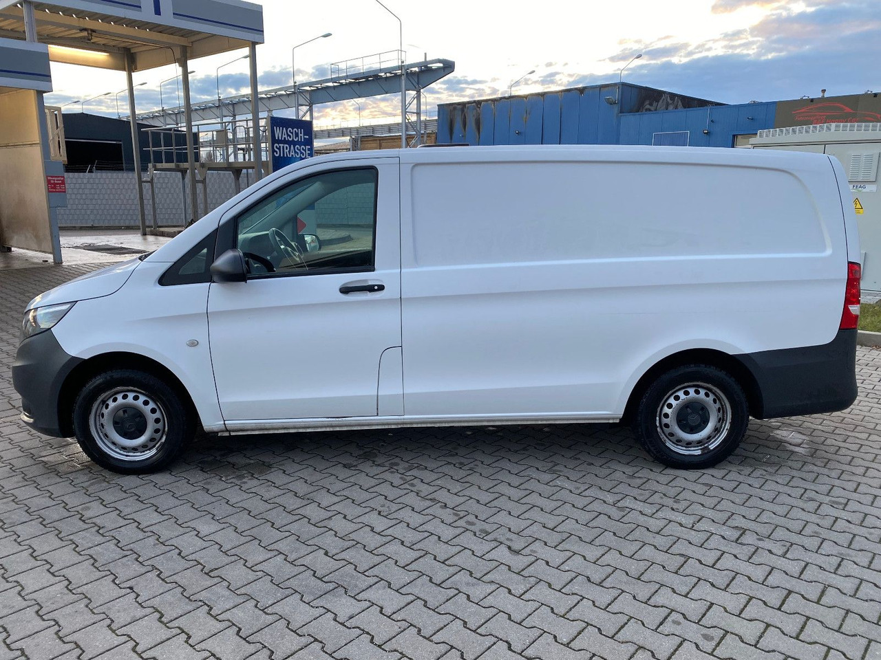 Mercedes-Benz Vito Kasten 114 CD Lang AHK STANDHEIZUNG KLIMA - Furgoneta de pasajeros: foto 3 Mercedes-Benz Vito Kasten 114 CD Lang AHK STANDHEIZUNG KLIMA - Furgoneta de pasajeros: foto 3