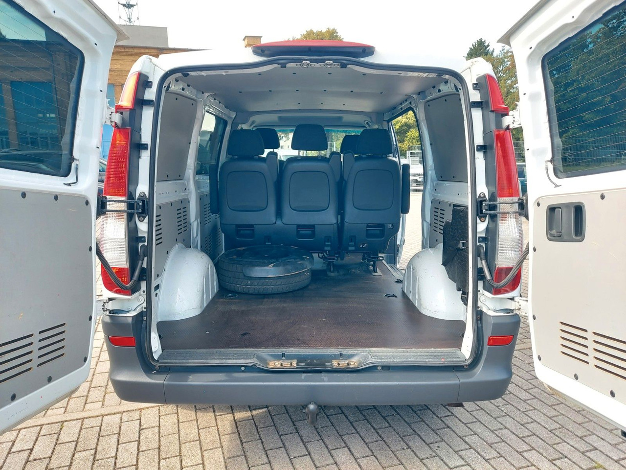 Furgoneta de pasajeros Mercedes-Benz Vito Mixto 4x4 116 CDI lang Autom. Tempo: foto 18