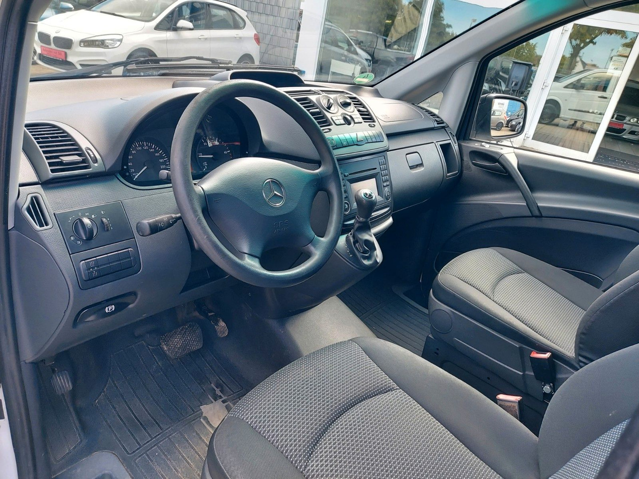 Furgoneta de pasajeros Mercedes-Benz Vito Mixto 4x4 116 CDI lang Autom. Tempo: foto 17