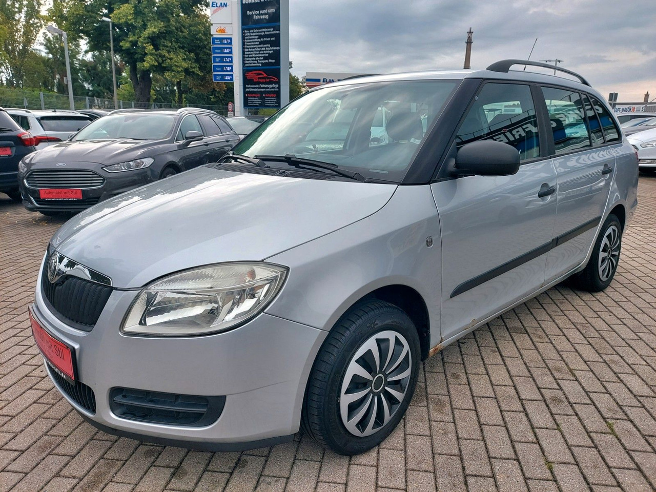 Skoda Fabia Combi Cool Edition Klima AHK - Coche familiar: foto 3 Skoda Fabia Combi Cool Edition Klima AHK - Coche familiar: foto 3