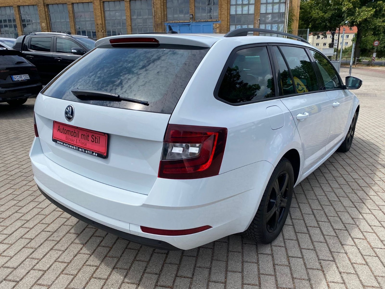 Skoda Octavia Combi Soleil DSG LED Radar ACC - Coche: foto 2 Skoda Octavia Combi Soleil DSG LED Radar ACC - Coche: foto 2