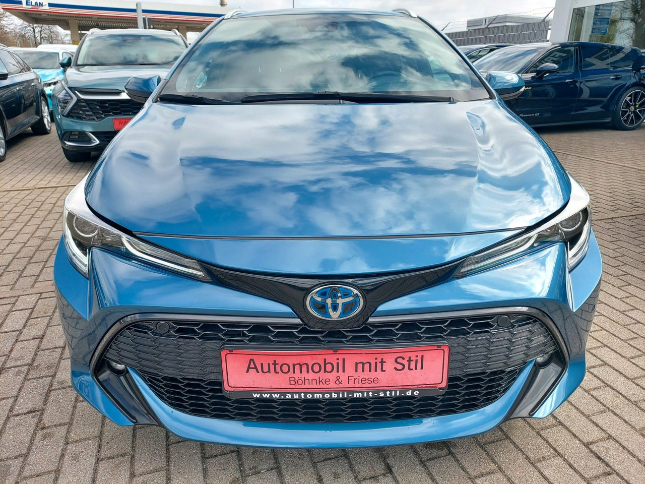 Toyota Corolla Touring Sports Hybrid Lounge Assist DAB - Coche: foto 2 Toyota Corolla Touring Sports Hybrid Lounge Assist DAB - Coche: foto 2