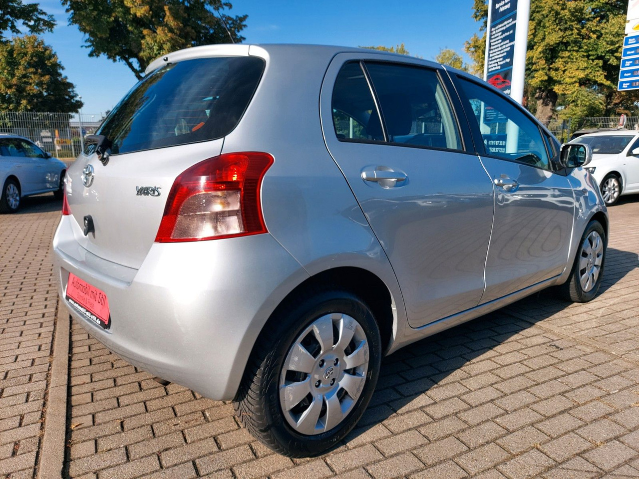 Toyota Yaris Sol Klima - Coche: foto 5 Toyota Yaris Sol Klima - Coche: foto 5