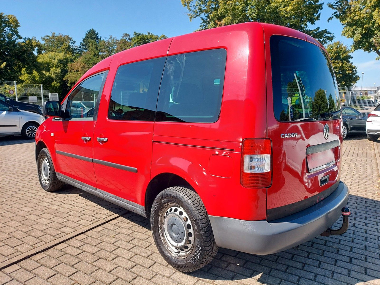 Volkswagen Caddy Kombi 1.9 TDi 5 Sitze Klima M+S AHK - Furgoneta de pasajeros: foto 5 Volkswagen Caddy Kombi 1.9 TDi 5 Sitze Klima M+S AHK - Furgoneta de pasajeros: foto 5