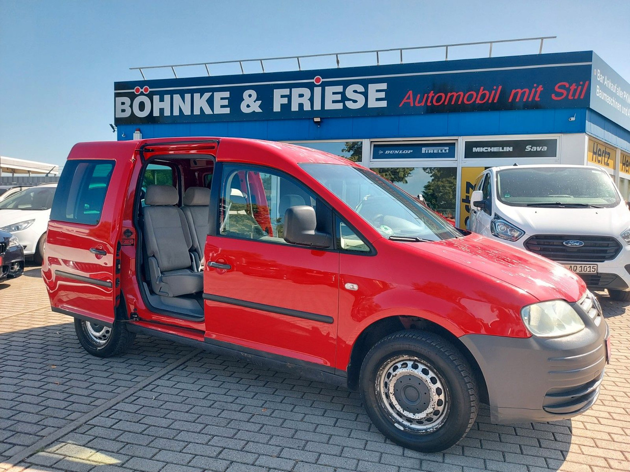 Volkswagen Caddy Kombi 1.9 TDi 5 Sitze Klima M+S AHK - Furgoneta de pasajeros: foto 1 Volkswagen Caddy Kombi 1.9 TDi 5 Sitze Klima M+S AHK - Furgoneta de pasajeros: foto 1