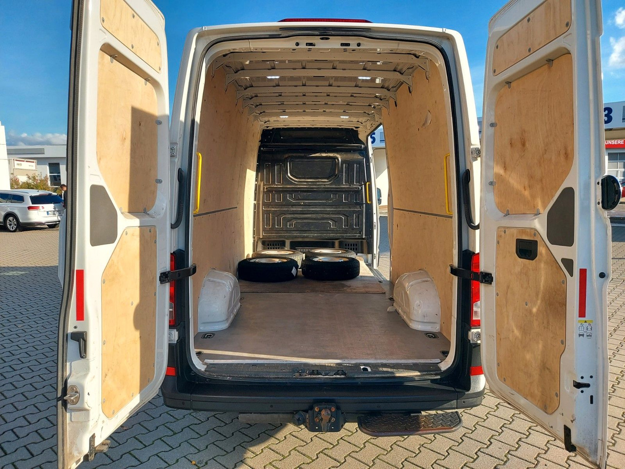 Volkswagen Crafter Kasten 35 EcoProfi Hochdach MAXI KLIMAA - Furgoneta de pasajeros: foto 3 Volkswagen Crafter Kasten 35 EcoProfi Hochdach MAXI KLIMAA - Furgoneta de pasajeros: foto 3
