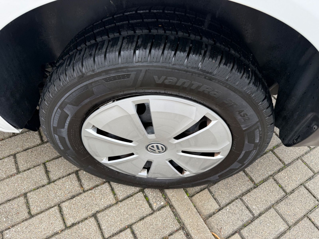 Volkswagen T6.1 Transporter Kasten DSG SHZ PDC - Furgoneta de pasajeros: foto 5 Volkswagen T6.1 Transporter Kasten DSG SHZ PDC - Furgoneta de pasajeros: foto 5