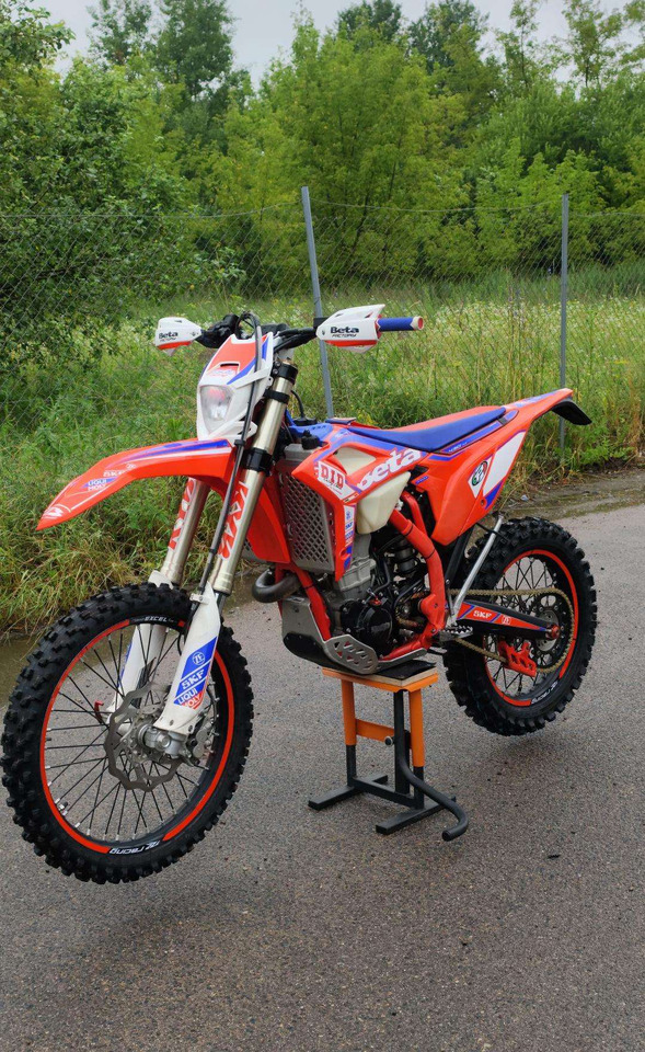 Beta RR 430cc - Motocicleta: foto 1 Beta RR 430cc - Motocicleta: foto 1